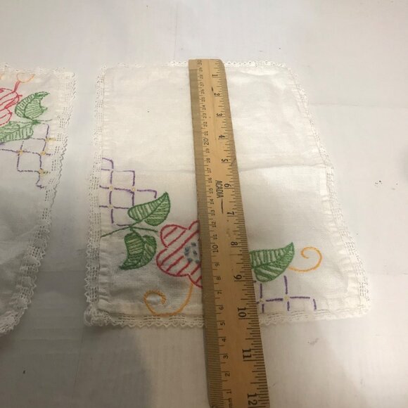 Vintage Hand-Embroidered Floral Linen Doilies Set Of 3 - Picture 8 of 9